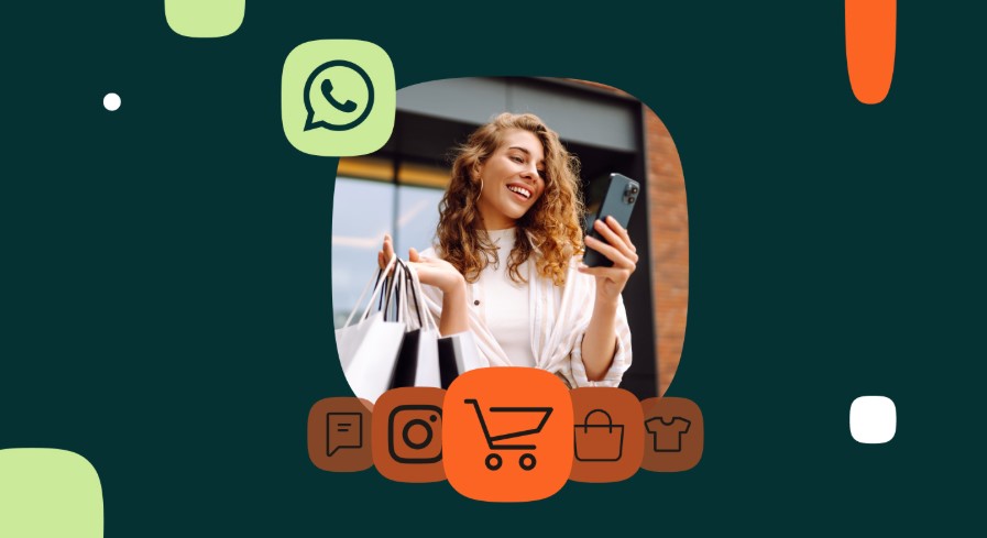 Mujer con teléfono en las manos y bolsas de compras.